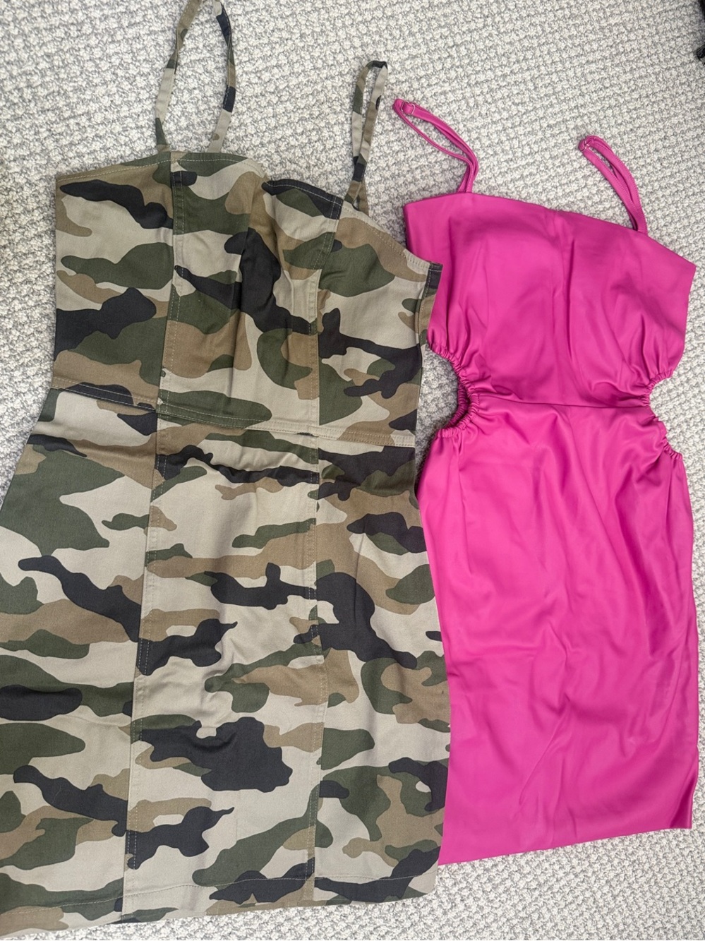 Xs&Small fashion Nova&H&M Camo Print & Bright Pink Spaghetti Strap Mini Dresses